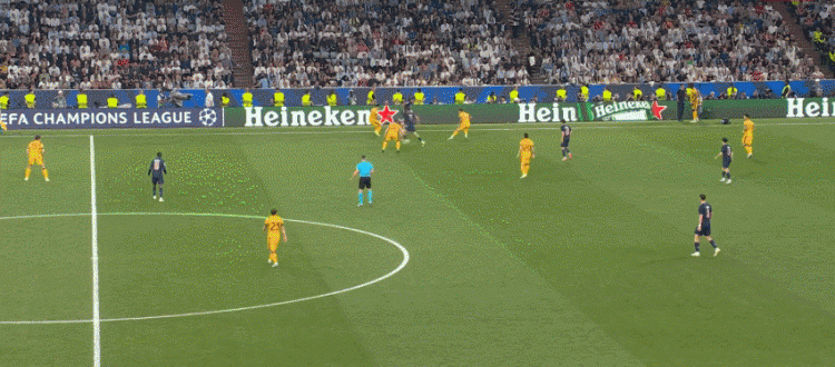 欧冠决赛复盘：巴黎“狂锋”背后有高人指点，请叫他们新典礼中场